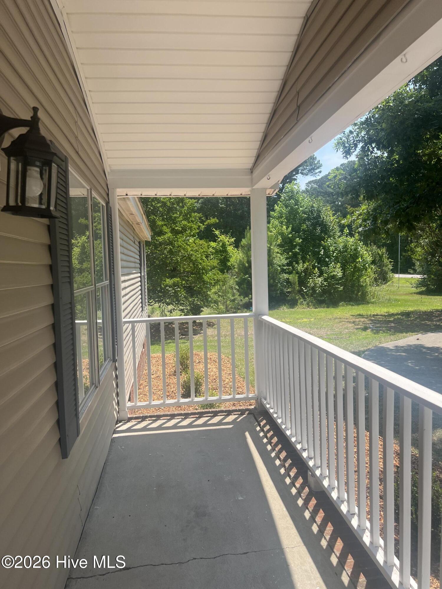 1520 Pocosin Road Winterville, NC 28590 - Photo 2 of 26