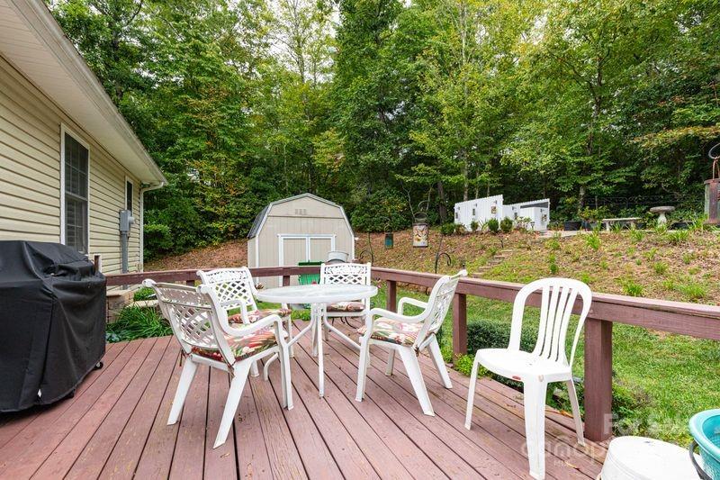107 Blue Cedar Road, Unit 19 Sylva, NC 28779 - Photo 12 of 27 Gallery Image 12
