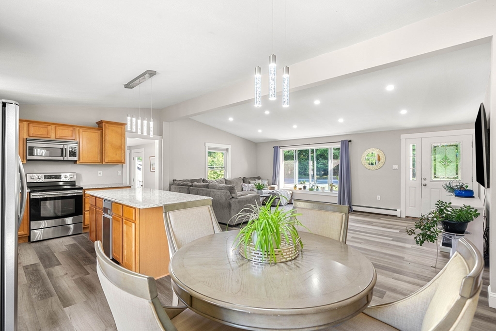 102 Kimball Road Amesbury, MA 01913 - Photo 14 of 42