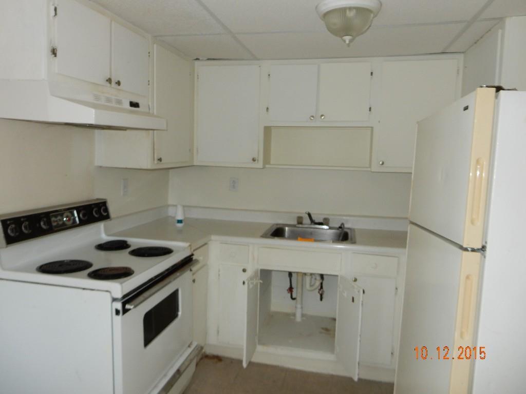 9 Bow Street Berwick, ME 03901 - Photo 3 of 19 Photo