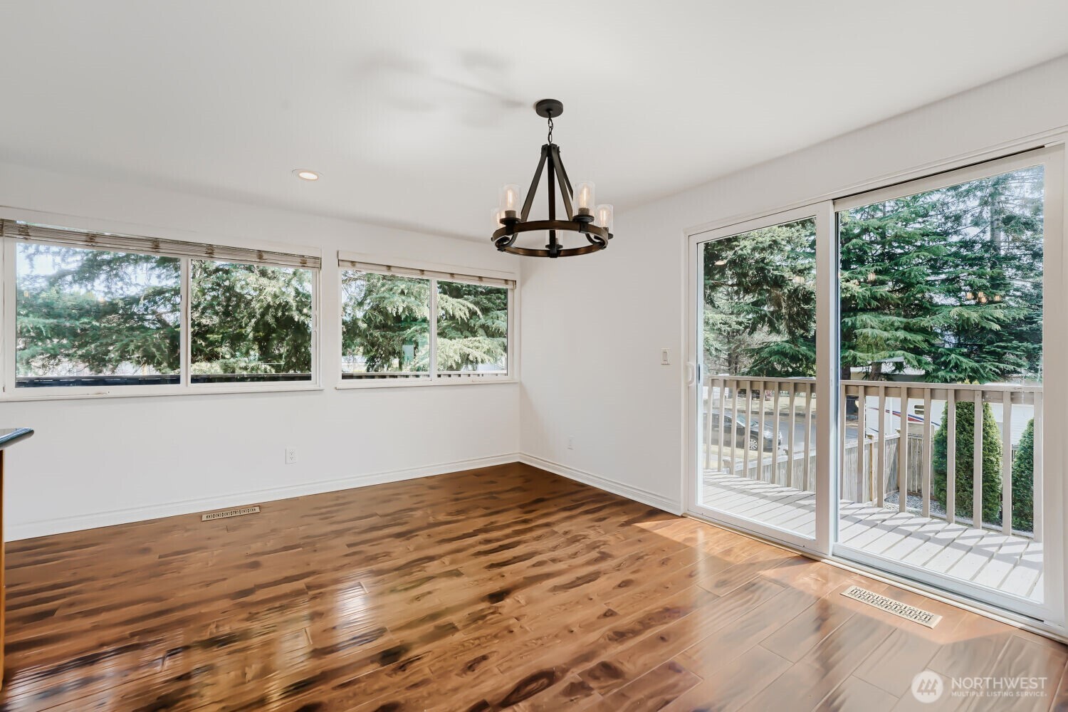 4437 Northeast 23rd Court Renton, WA 98059 - Photo 5 of 27