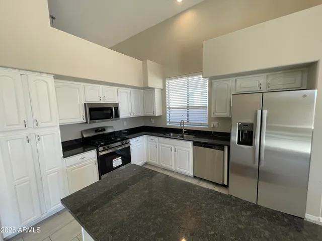 $2,725 | 8787 West Augusta Avenue, Glendale, AZ 85305