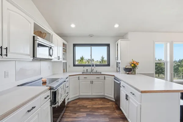 $699,000 | 37765 Halme Drive East, Davenport, WA 99122