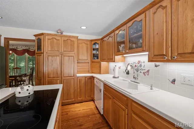 $765,000 | 1255 Walnut Hill Farm Drive, Chesterfield, MO 63005