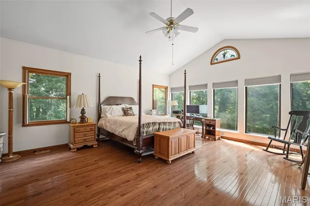 $765,000 | 1255 Walnut Hill Farm Drive, Chesterfield, MO 63005