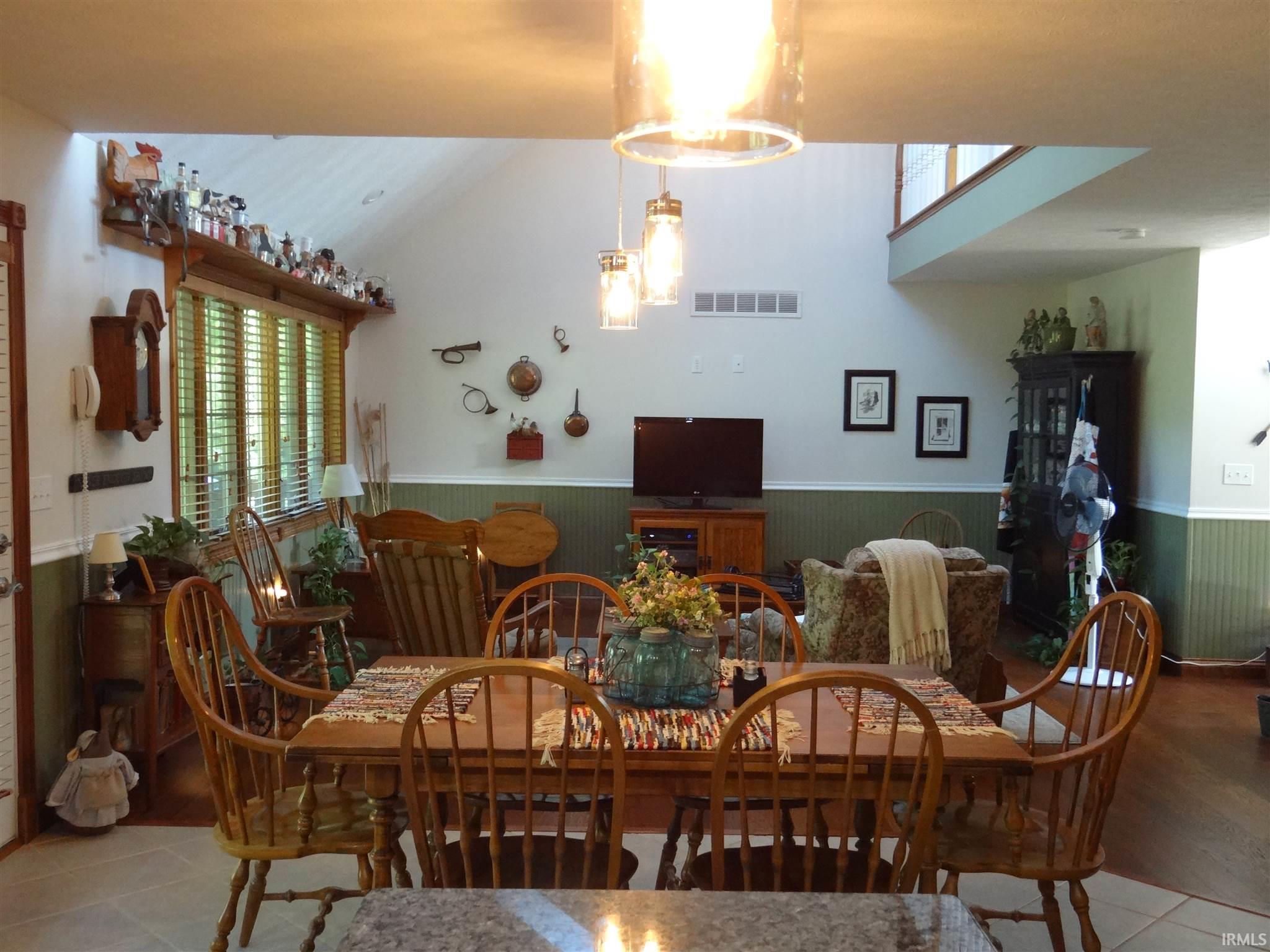 605 Randy Smith Drive Springville, IN 47462 - Photo 7 of 36