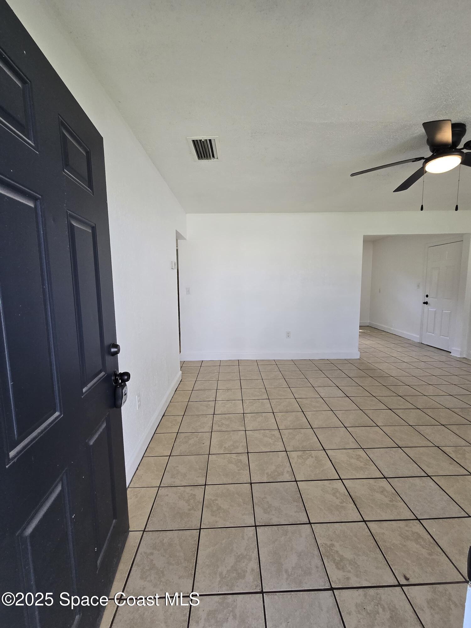513 North Georgia Avenue Cocoa, FL 32922 - Photo 4 of 20 a view of empty room