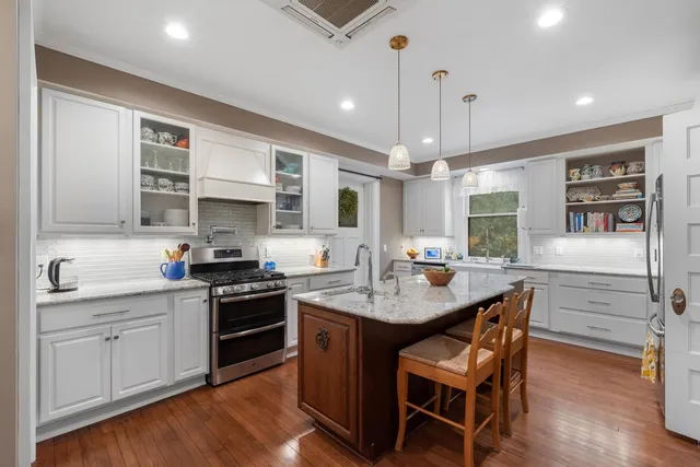 $1,300,000 | 611 East Walnut Street, Horicon, WI 53032