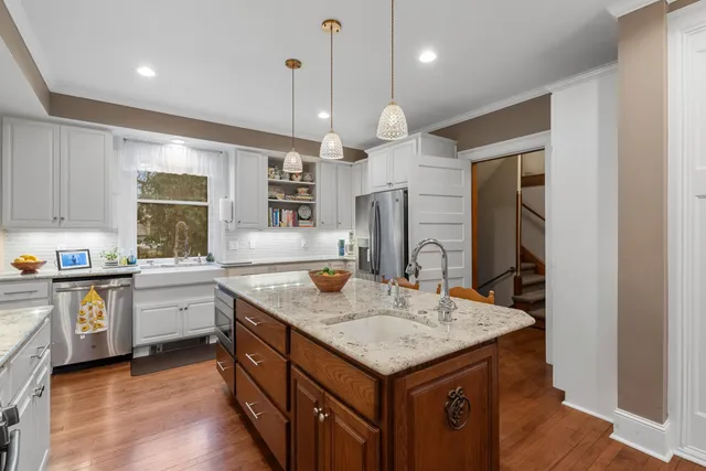 $1,300,000 | 611 East Walnut Street, Horicon, WI 53032