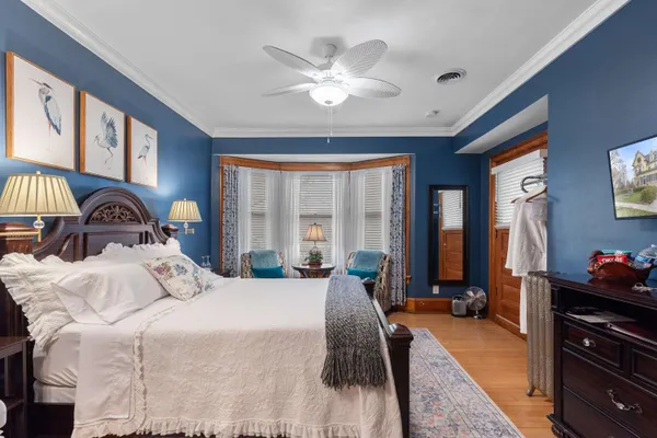 $1,300,000 | 611 East Walnut Street, Horicon, WI 53032