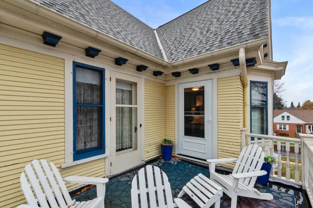 $1,300,000 | 611 East Walnut Street, Horicon, WI 53032