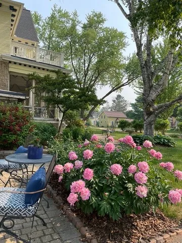 $1,300,000 | 611 East Walnut Street, Horicon, WI 53032