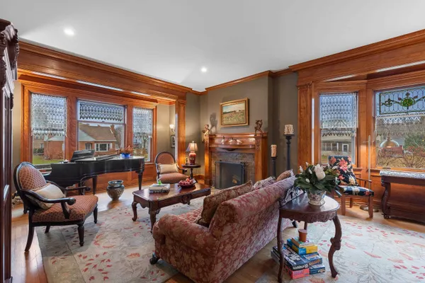 $1,300,000 | 611 East Walnut Street, Horicon, WI 53032