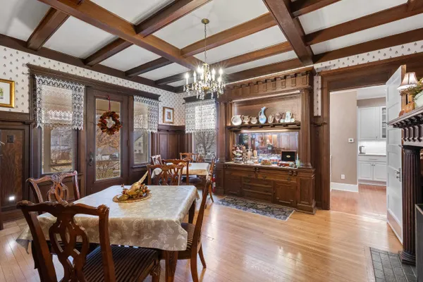 $1,300,000 | 611 East Walnut Street, Horicon, WI 53032