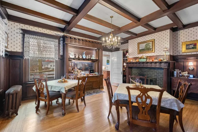 $1,300,000 | 611 East Walnut Street, Horicon, WI 53032