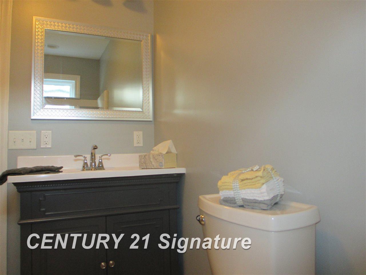 9090 Coldwater Road Flushing, MI 48433 - Photo 10 of 18