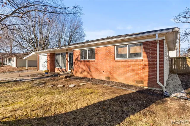$149,900 | 1309 Veile Drive, Belleville, IL 62220