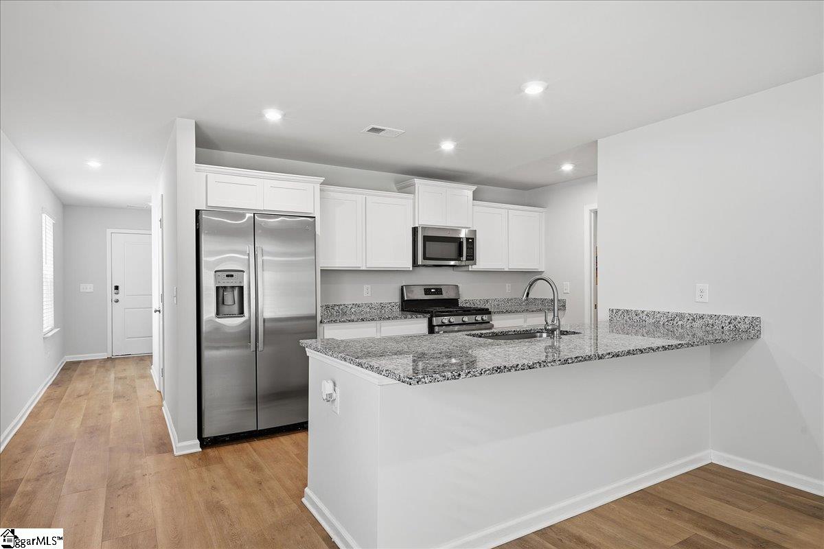 536 Winding Meadow Lane Greenville, SC 29607 - Photo 11 of 46