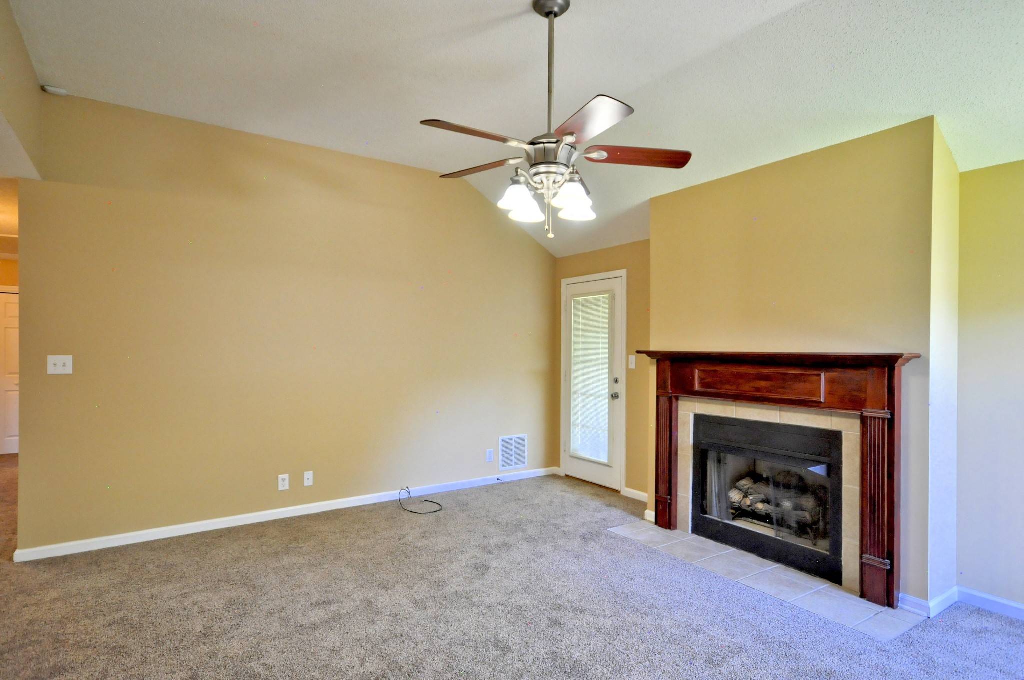3517 Barkers Mill Road Clarksville, TN 37042 - Photo 6 of 61