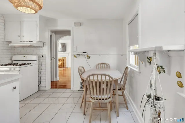 $3,400 | 124 Stiles Street, Stratford, CT 06614