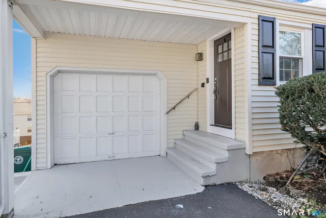 $3,400 | 124 Stiles Street, Stratford, CT 06614