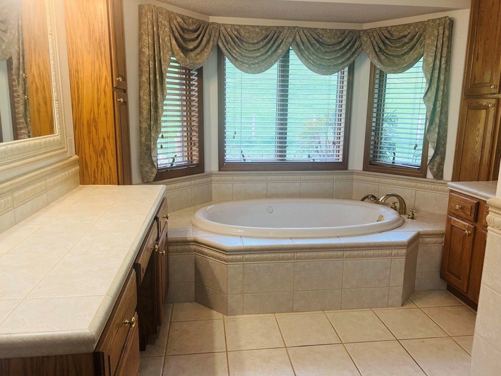 629 Chris Barney Road Dryden, VA 24243 - Photo 12 of 25 Gallery Image 12