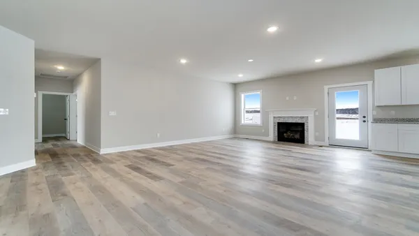 $319,900 | 833 Kenai Court, Roscoe, IL 61073