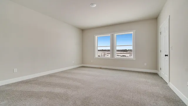 $319,900 | 833 Kenai Court, Roscoe, IL 61073