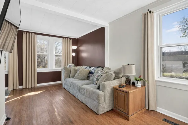 $315,000 | 700 Main Street West, Carver, MN 55315