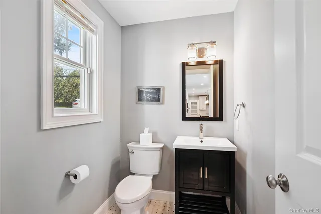 $1,295,000 | 11 Jennifer Lane, Rye Brook, NY 10573