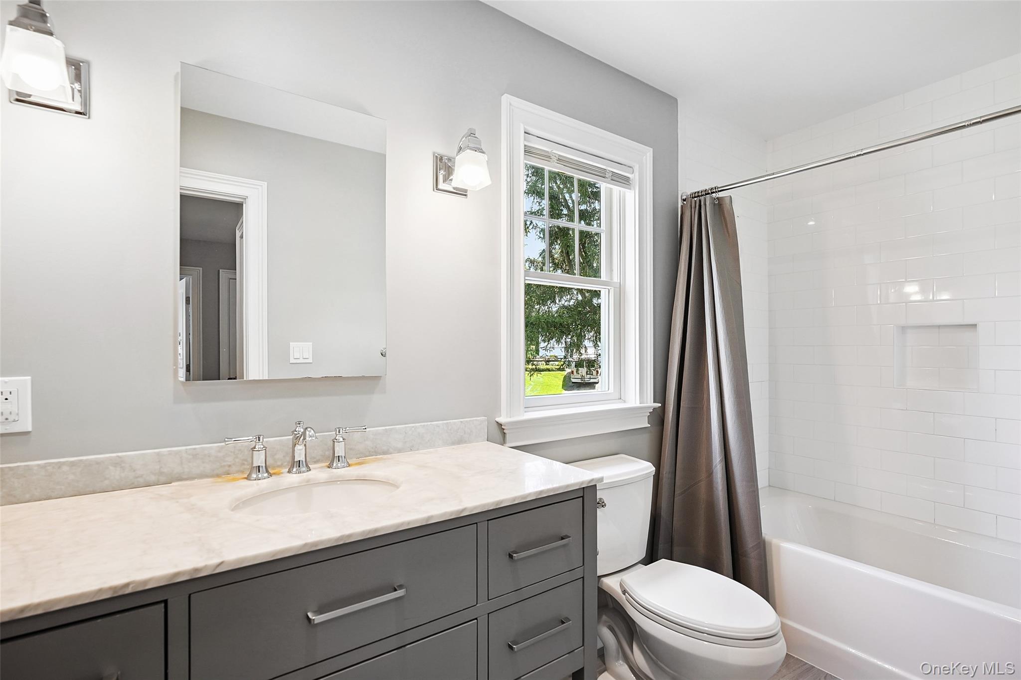 11 Jennifer Lane Rye Brook, NY 10573 - Photo 16 of 26 Hall Bathroom