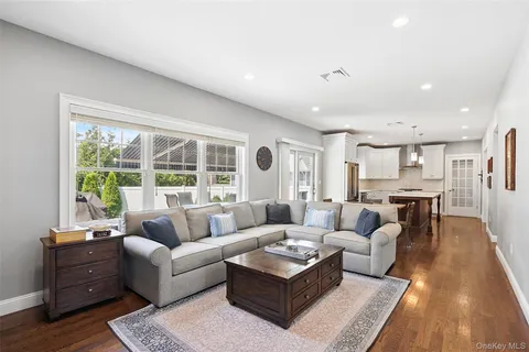 $1,295,000 | 11 Jennifer Lane, Rye Brook, NY 10573