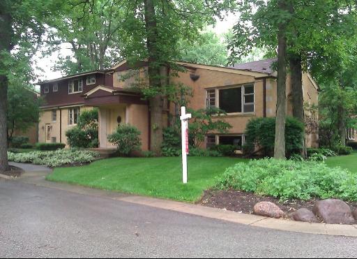 907 South Broadway Avenue Park Ridge, IL 60068 - Photo 1 of 16