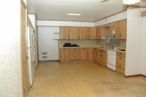 907 South Broadway Avenue Park Ridge, IL 60068 - Photo 5 of 16