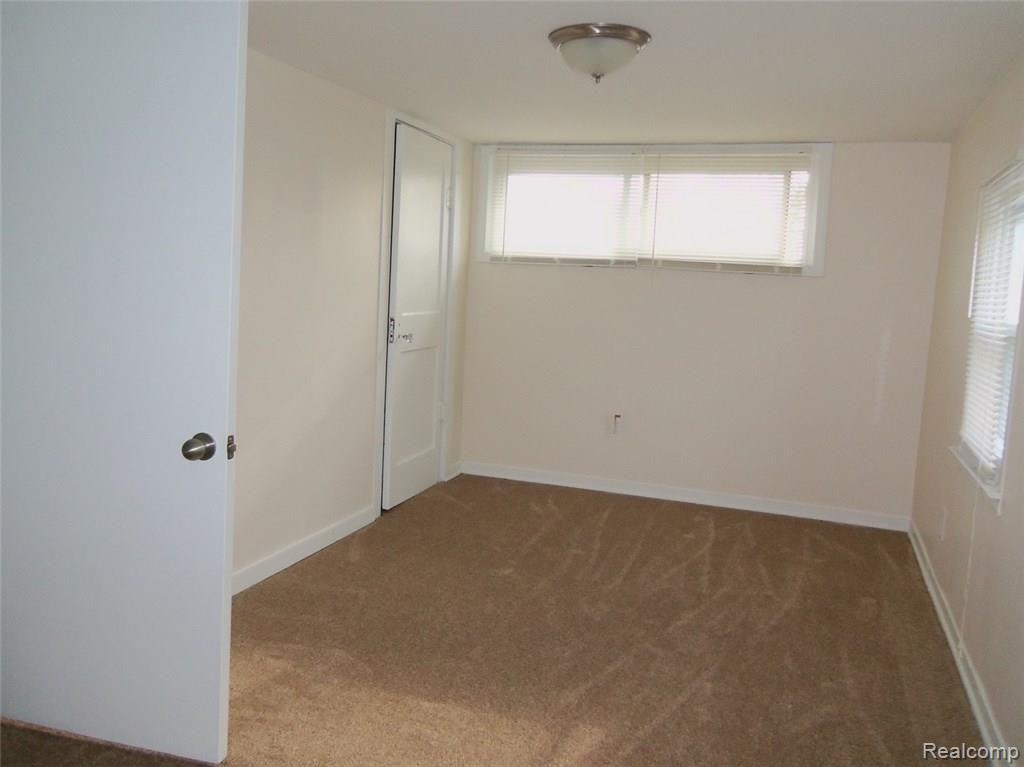 1649 Bowers Road Lapeer, MI 48446 - Photo 22 of 25 100_6910.jpg