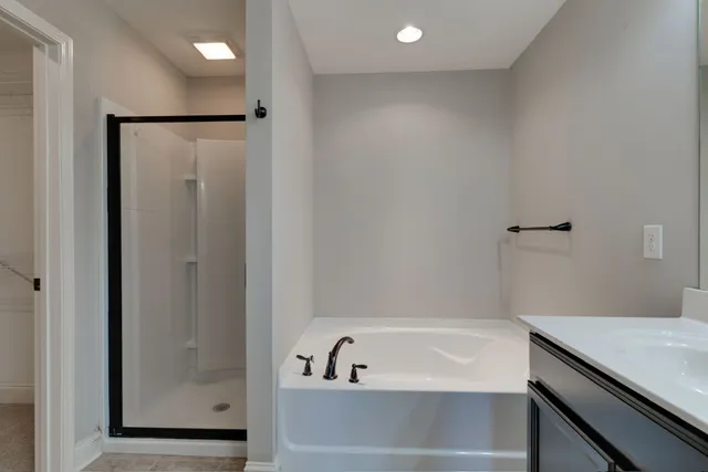 $2,095 | 335 Coronado Private Circle, Hendersonville, TN 37075