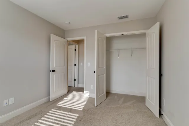 $2,095 | 335 Coronado Private Circle, Hendersonville, TN 37075