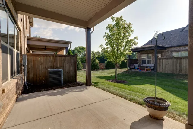 $2,095 | 335 Coronado Private Circle, Hendersonville, TN 37075