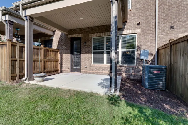 $2,095 | 335 Coronado Private Circle, Hendersonville, TN 37075