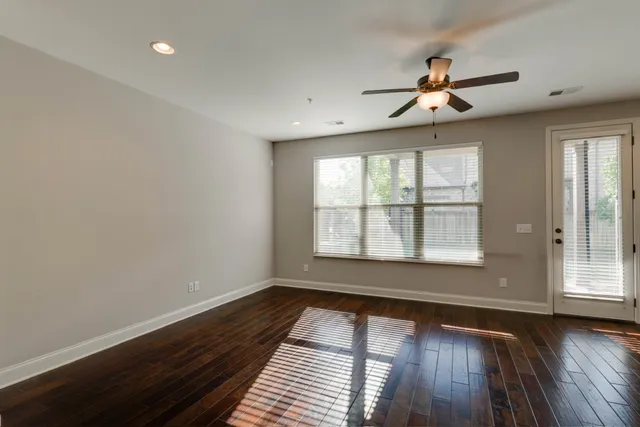 $2,095 | 335 Coronado Private Circle, Hendersonville, TN 37075