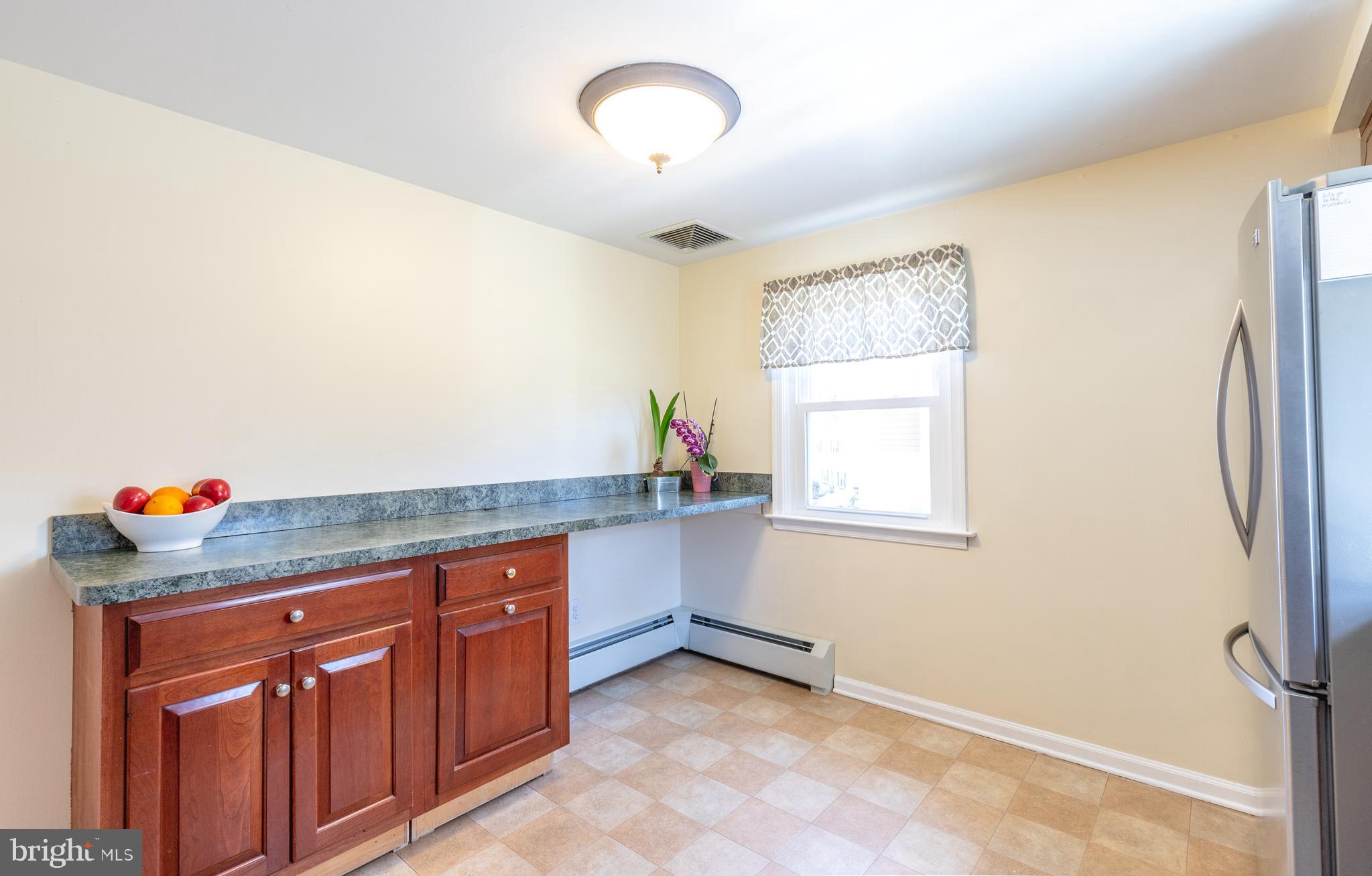 107 Spring Road Malvern, PA 19355 - Photo 7 of 32 Gallery Image 7