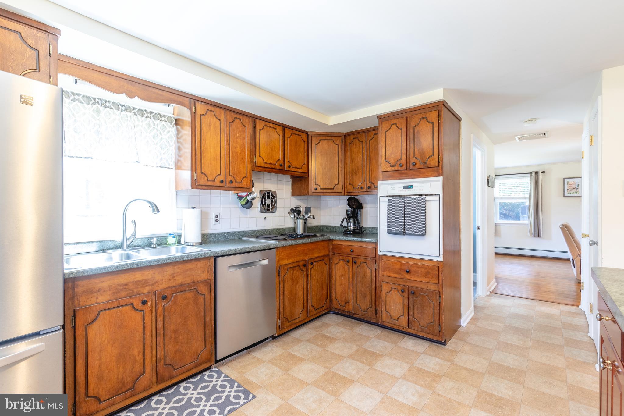 107 Spring Road Malvern, PA 19355 - Photo 8 of 32 Gallery Image 8