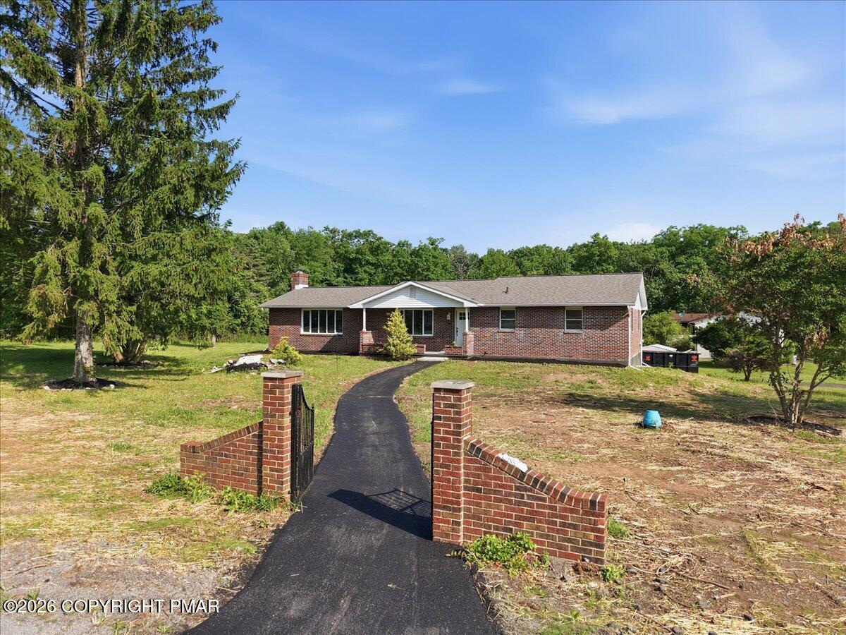 129 Rinker Road Stroudsburg, PA 18360 - Photo 3 of 64 gateway with path