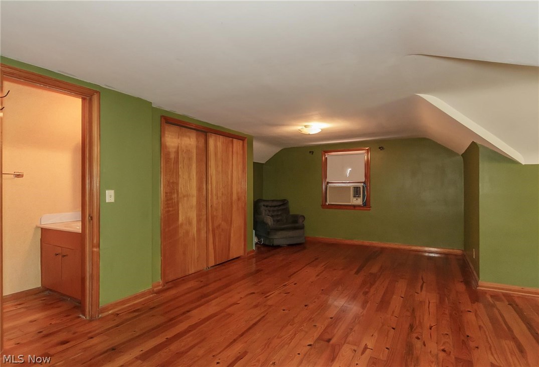 24583 Chardon Road Cleveland, OH 44143 - Photo 17 of 26 Gallery Image 17