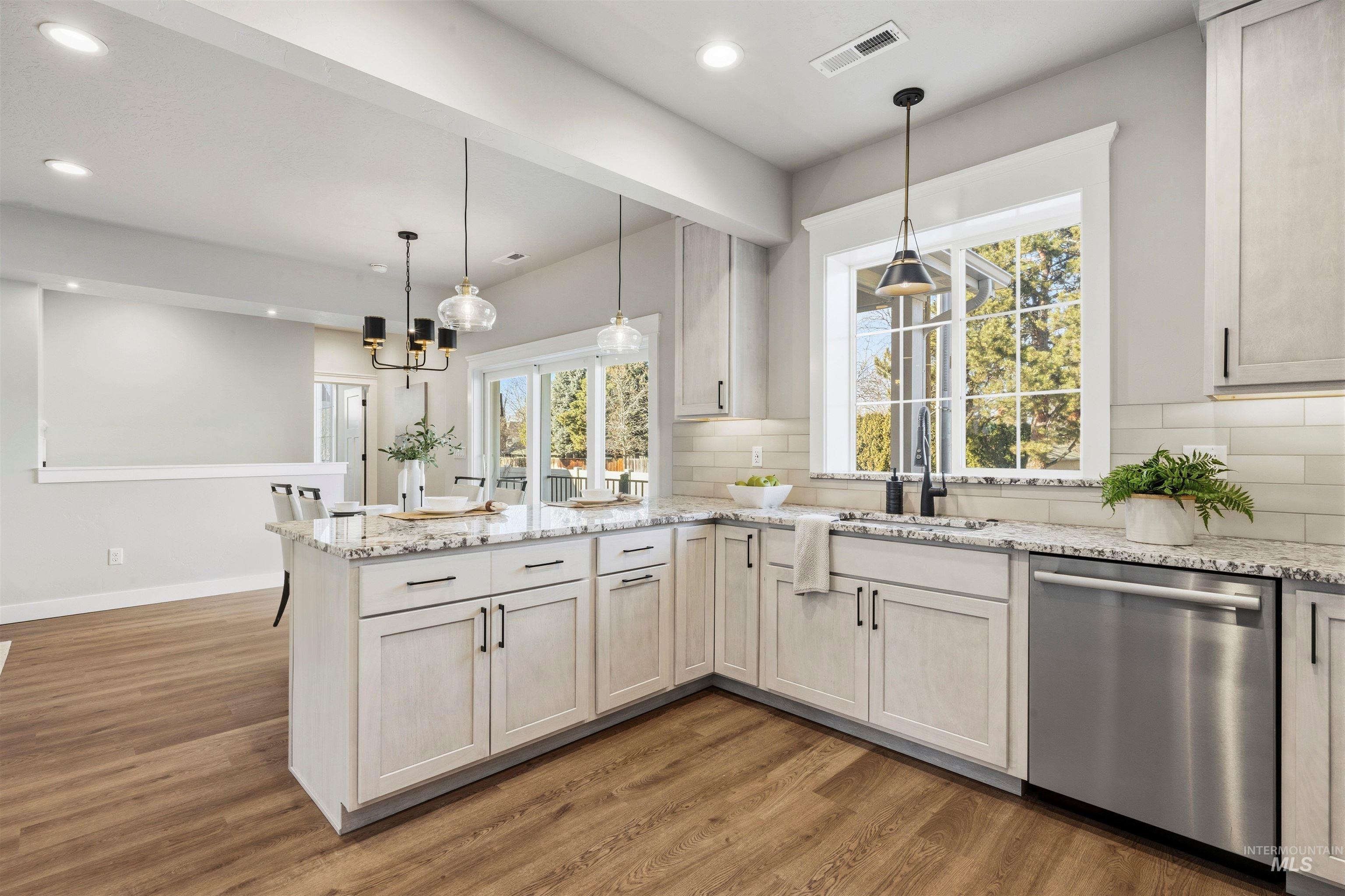 10093 West McMillan Road Boise, ID 83704 - Photo 15 of 50