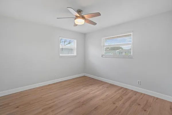 $2,300 | 9 Robalo Court, North Palm Beach, FL 33408