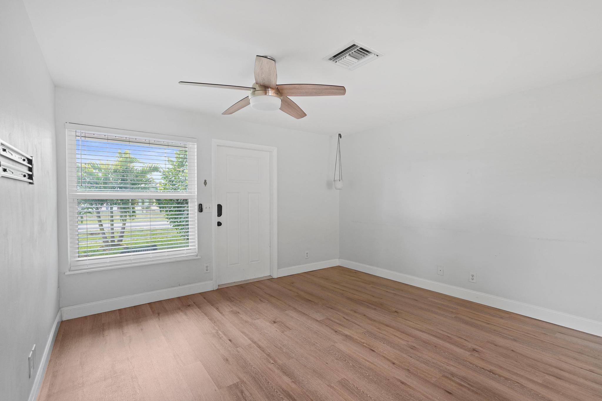 9 Robalo Court North Palm Beach, FL 33408 - Photo 19 of 23 DSC07764_1