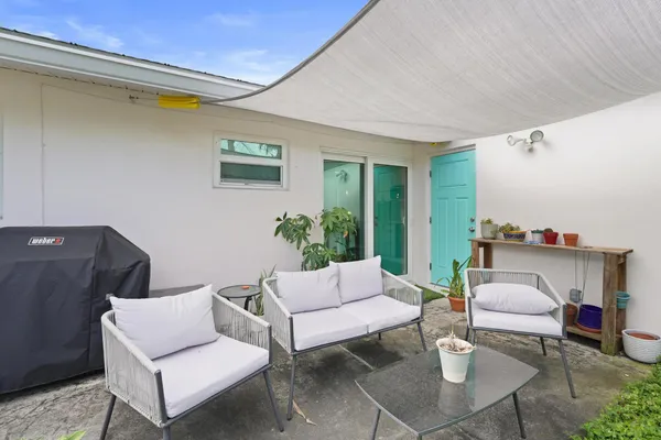 $2,300 | 9 Robalo Court, North Palm Beach, FL 33408