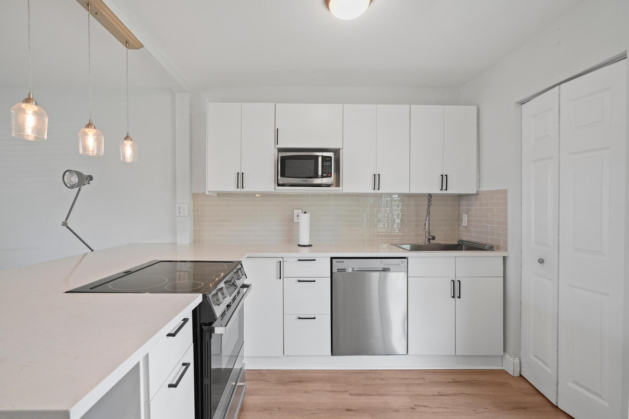 9 Robalo Court North Palm Beach, FL 33408 - Photo 8 of 23 DSC07749_1