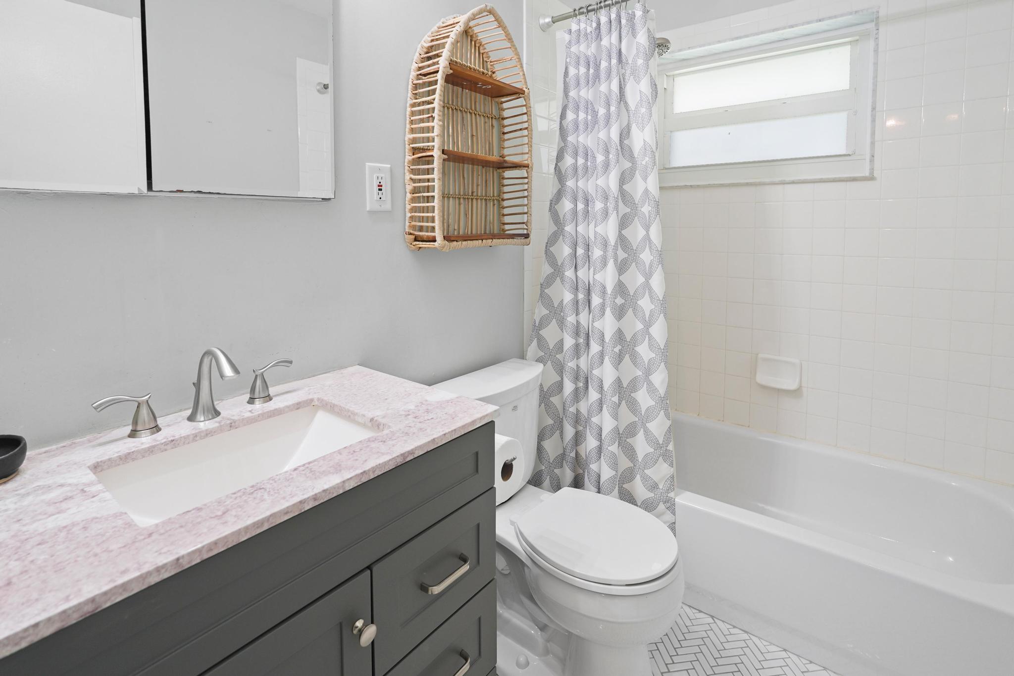 9 Robalo Court North Palm Beach, FL 33408 - Photo 9 of 23 DSC07734_1